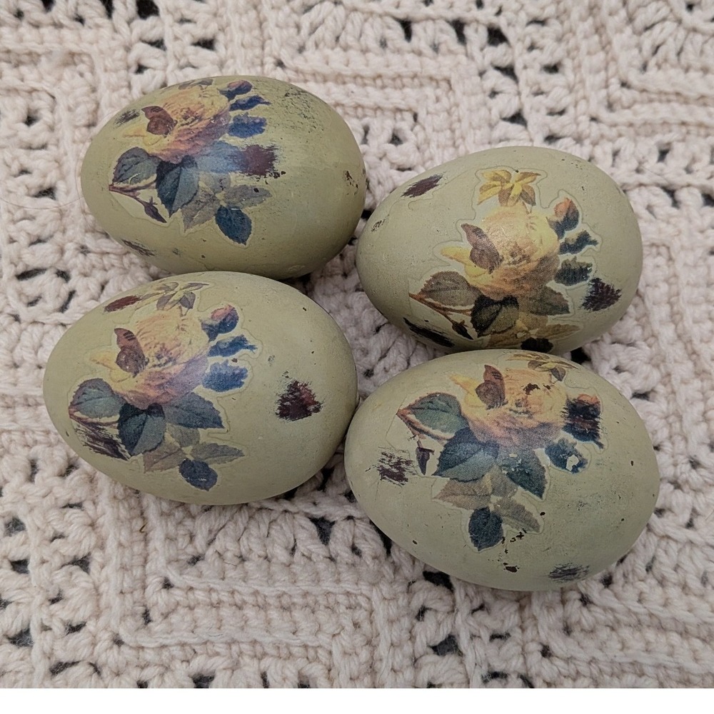 Vintage Style Floral Ceramic Eggs Sage Green Decorative Easter Bowl Filler Set 4